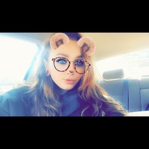 Meet your Posher, Sage